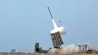 Sistem pertahanan udara dan anti-misil milik Israel, Iron Dome (Nehemia Gershuni-Aylho/Wikimedia/Creative Commons)