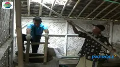 Warga di Jember, Jawa Timur, dikejutkan dengan temuan kerangka manusia di dasar sumur sebuah rumah kontrakan.
