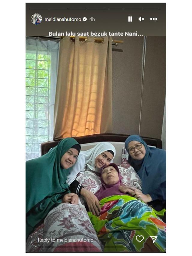 6 Potret Kenangan Artis Tanah Air dengan Nani Wijaya, Merasa Sangat Kehilangan