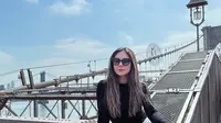 Rahasia Tetap Menawan, 5 Selebriti Ini Tetap Memesona Meski Punya Banyak Anak