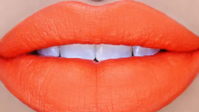 ilustrasi lipstik