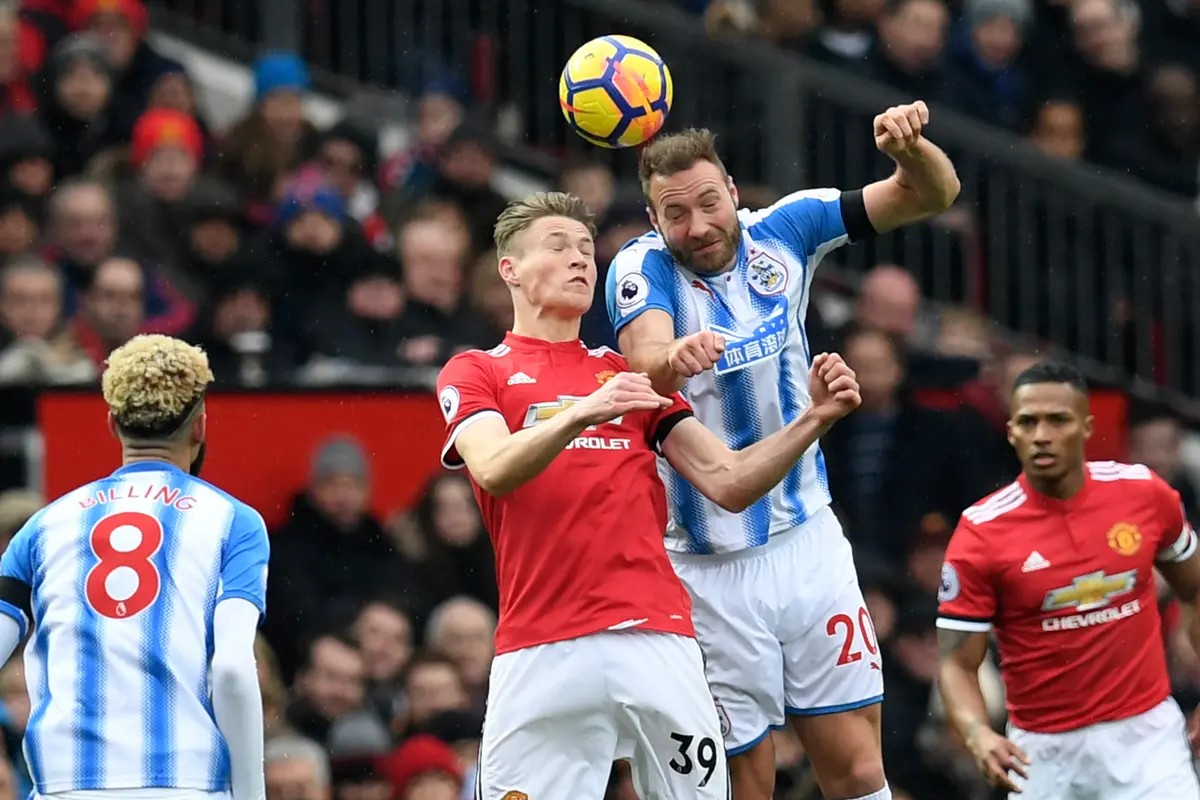 Main di Old Trafford, Manchester United Menang 2-0 Atas Huddersfield Town