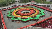 5.000 Mahasiswa Berkerumun, Membentuk Logo Muhammadiyah. Foto: (Yanuar H/Liputan6.com)