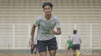 Bek Persib Bandung, Kakang Rudianto, merupakan satu dari 36 pemain yang mengikuti pemusatan latihan Timnas Indonesia U-18 pada pekan pertama ini. (dok. PSSI)