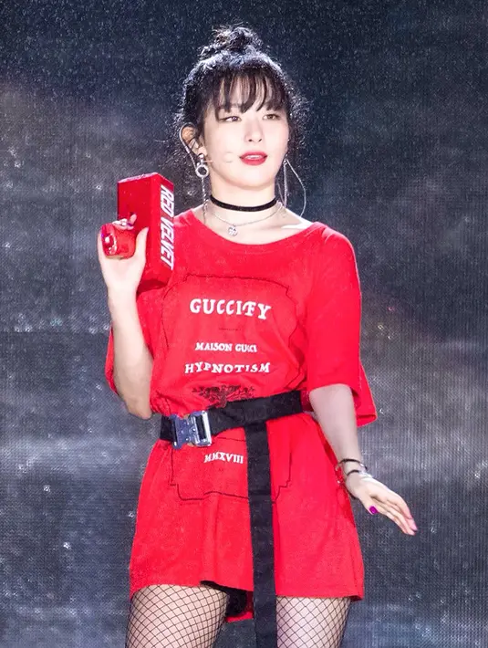 Seiring berjalannya waktu, Seulgi akhirnya sadar jika musik adalah hal yang   ia sukai. Ia juga tak menekuni bidang lain selain musik. (Foto: instagram.com/seulgiredvelvet)