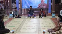 Mahasiswa Magister Ilmu Komunikasi (MIK) Universitas Atma Jaya Yogyakarta mengkampanyekan pencegahan pernikahan anak lewat pengajian (Liputan6.com /Switzy Sabandar)