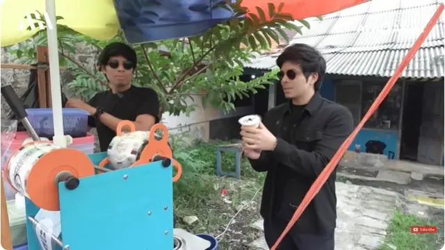 6 Orang Ini Disebut 'Kembaran' Atta Halilintar, dari TikToker hingga Penjual Es