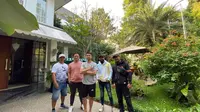 Menengok Taman Rumah Raffi Ahmad yang Indah dan Mewah. (dok.Instagram @raffinagita1717/https://www.instagram.com/p/CCCi4iSjOvP/Henry)