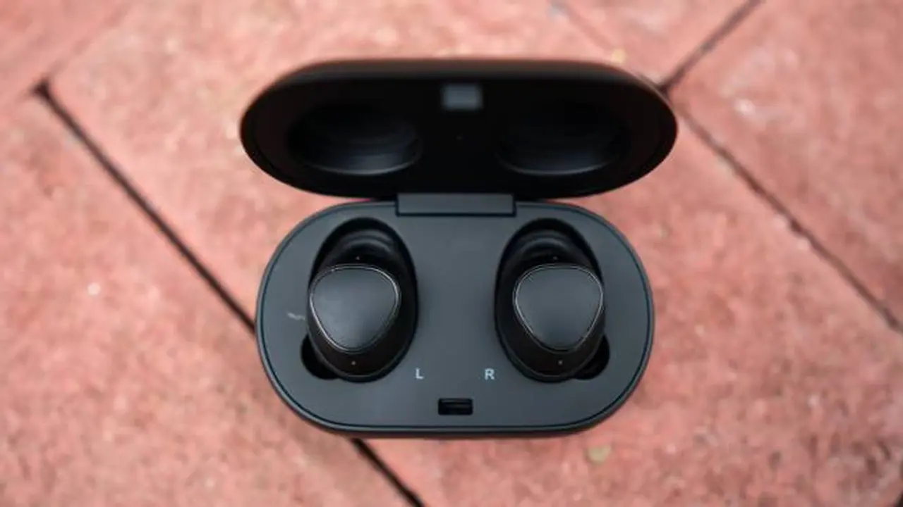 Samsung Gear iconX 2019