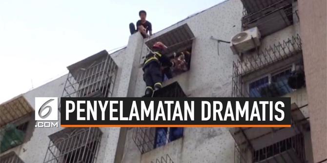 VIDEO: Dramatis, Penyelamatan Bayi yang Tergantung di Gedung Tinggi