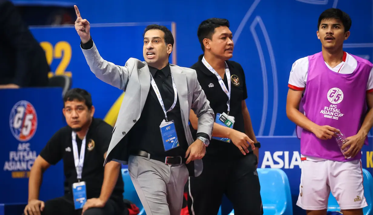 Hingga babak pertama usai pasukan Mohammed Hashemzadeh mampu menahan imbang Jepang dengan skor 0-0. (AFC)