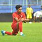 Pemain baru Arema FC, Didik Ariyanto. (Bola.com/Iwan Setiawan)