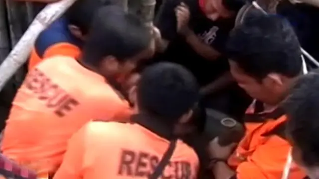 Tewas Usai Kuras Sumur