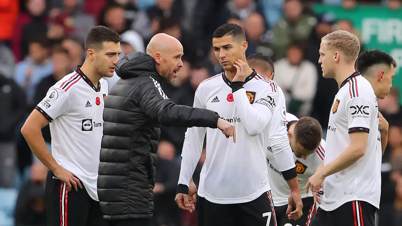 Foto: Sentuhan-Sentuhan Mujarab Erik ten Hag yang Bikin MU Kembali Bangkit di Liga Inggris, Termasuk Depak Ronaldo?