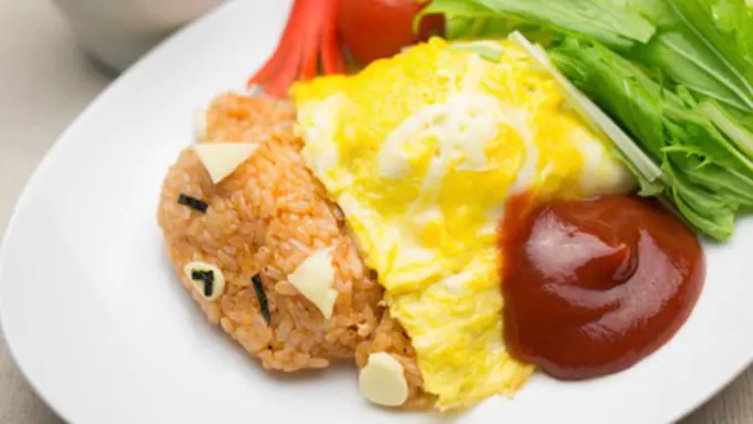 Nasgor dengan bentuk lucu pasti menarik untuk si kecil/copyright: thinkstockphotos.com