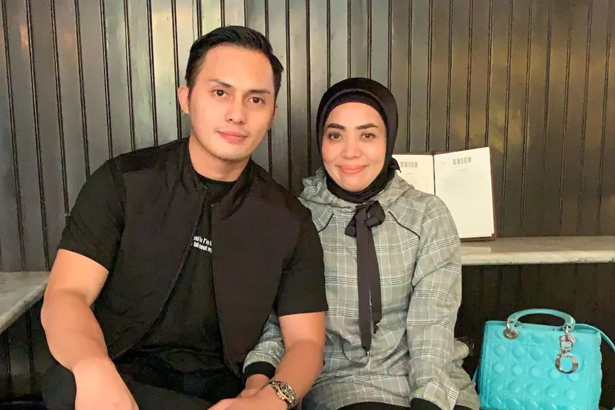 Muzdalifah dan Fadel Islami. (Foto: Dok. Instagram @muzdalifah999)