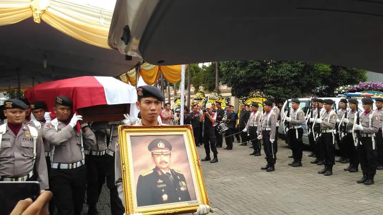 Keluarga Abubakar Nataprawira Ingin Tuntut RS Mintoharjo