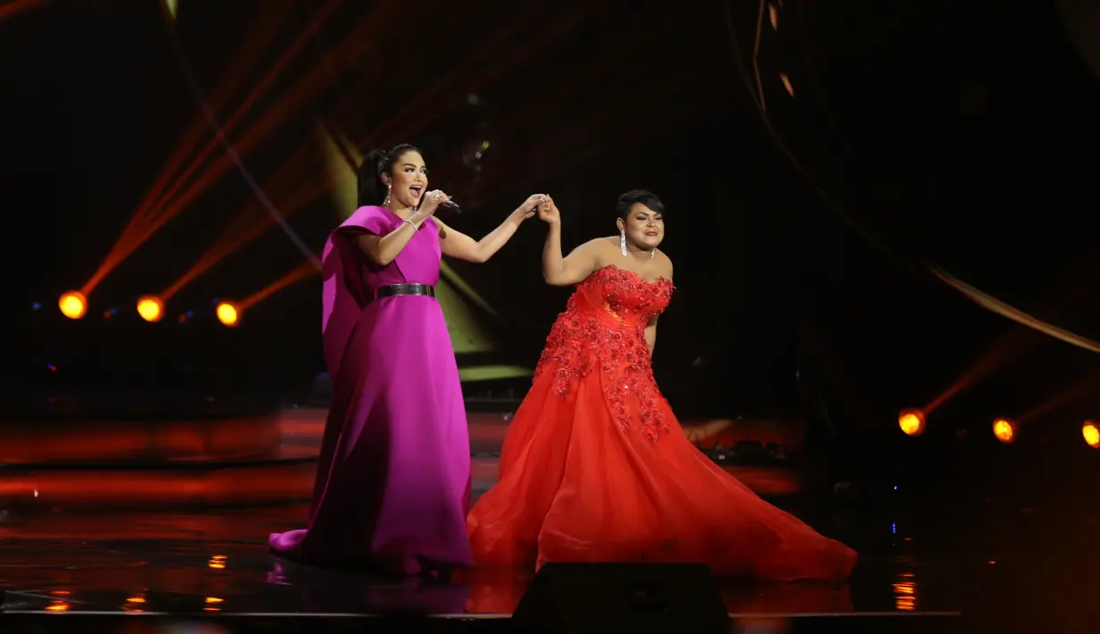 Krisdayanti dan Joanita Chatarine