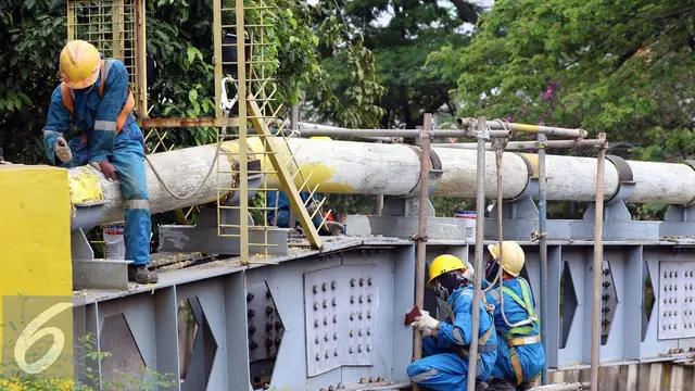 20160921-Pekerja Jaringan Pipa Gas PGN-Jakarta- Helmi Afandi