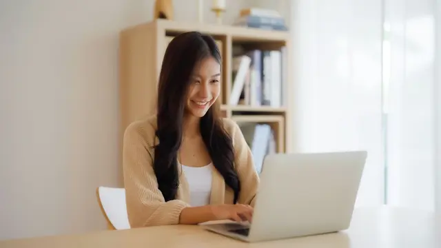 perempuan dan 5 juli bekerja