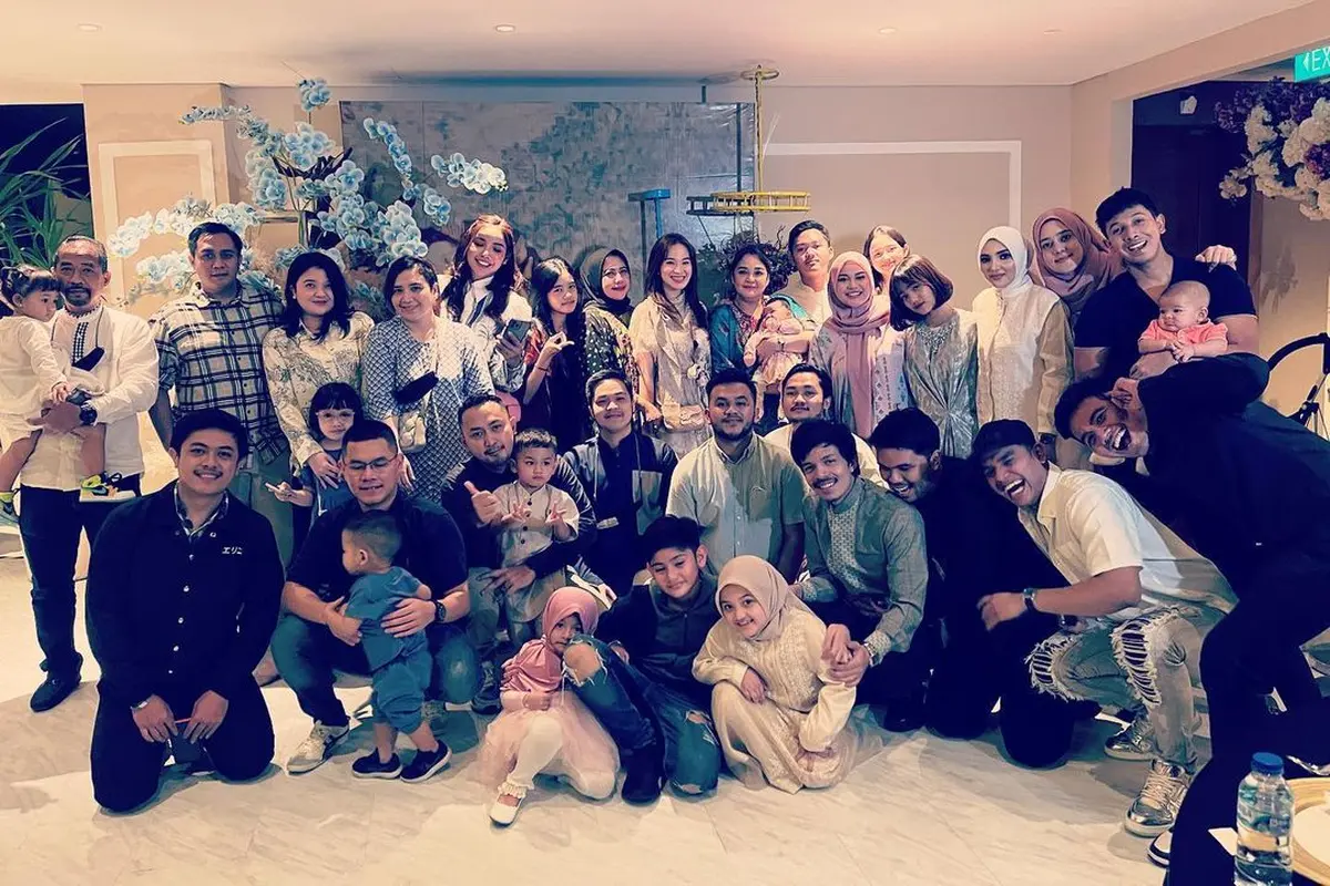 Anang Hermansyah dan Ashanty menggelar acara buka puasa bersama (Foto: Instagram @ashanty_ash)