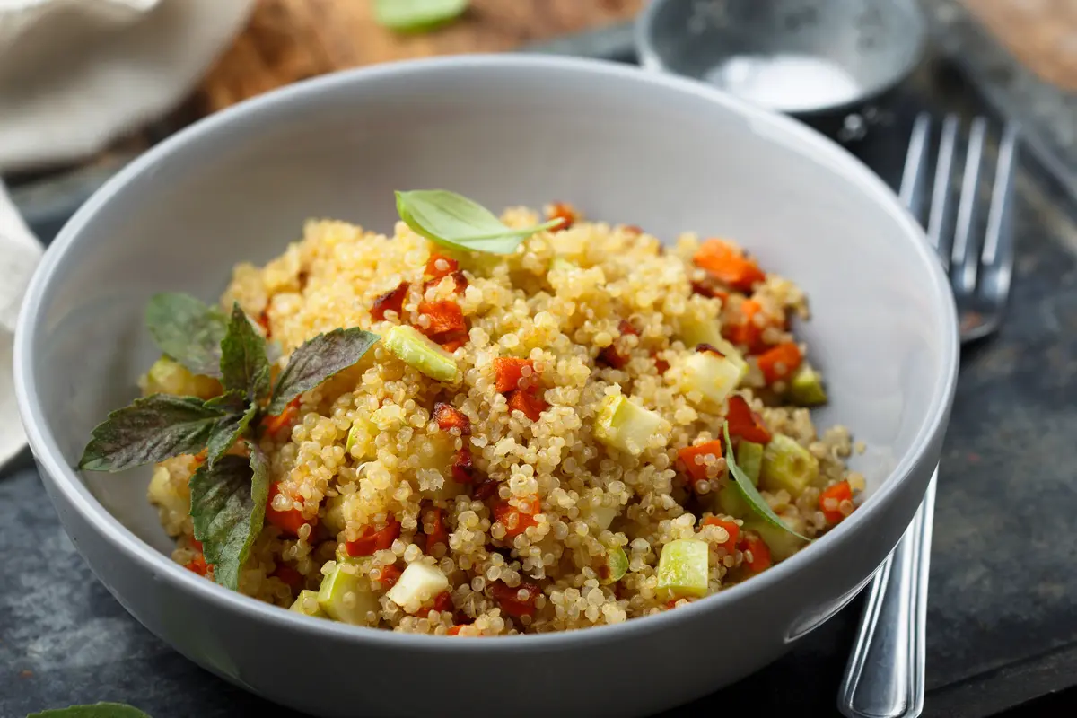 resep quinoa salad aman untuk asam urat