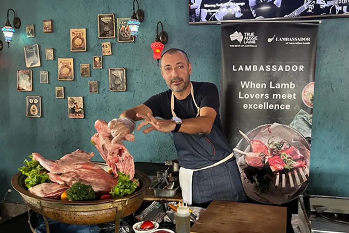 Chef Sezai Zorlu Kenalkan Hidangan ala Sultan Ottoman di Event Lambasssador