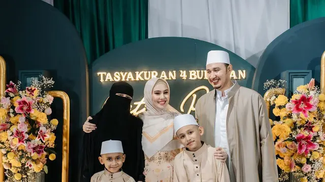 8 Momen Kedekatan Kartika Putri dan Syarifah, Lepas Anak Sambung Sekolah di Yaman