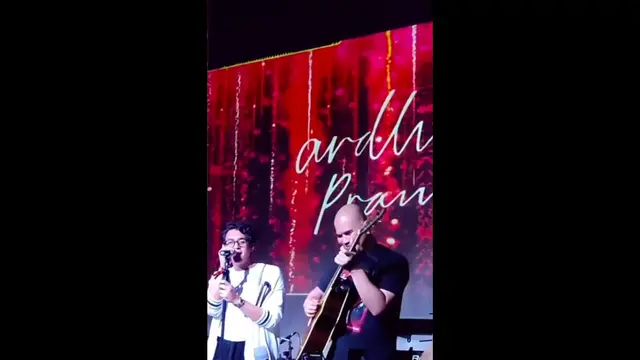 Ardhito Pramono Girang Bisa Nyanyi Bareng Ahmad Dhani dan Dewa 19 di Atas Panggung