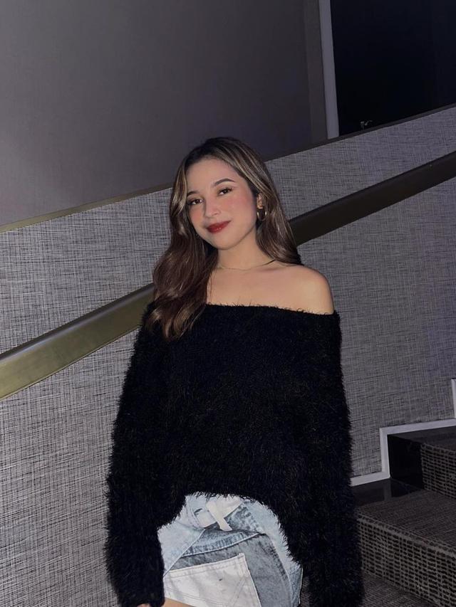 7 Pesona Putri Anjani, Anak Jarwo Kwat yang Jarang Tersorot