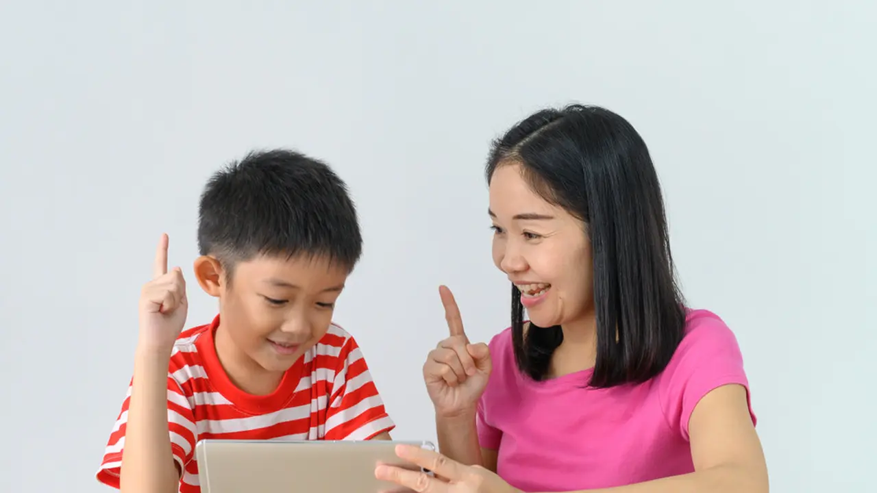 Supaya Tak Salah Jalur, Yuk Ajak Anak Belajar Memahami Rute dan Tarif Naik Kendaraan Umum