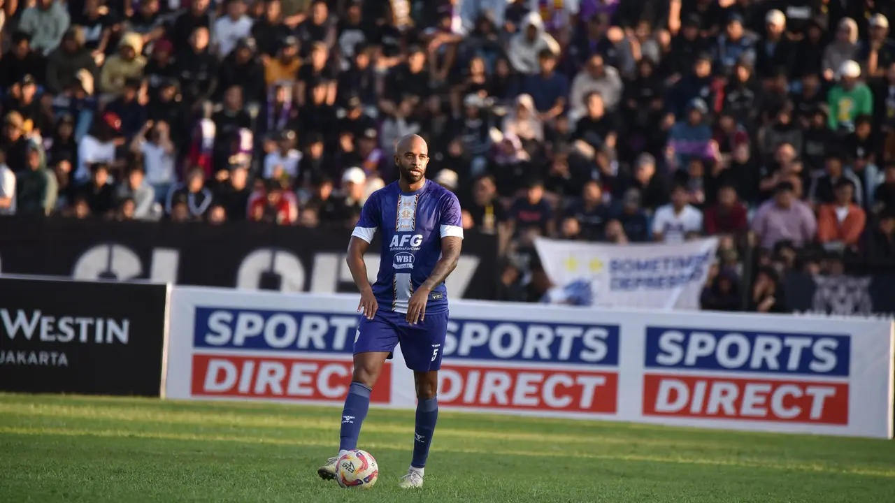 Persik Kediri, Lucas Gama