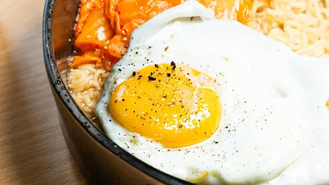 Kreasi Ramen Instan Favoritmu yang Bikin Menu Makan Lebih Spesial