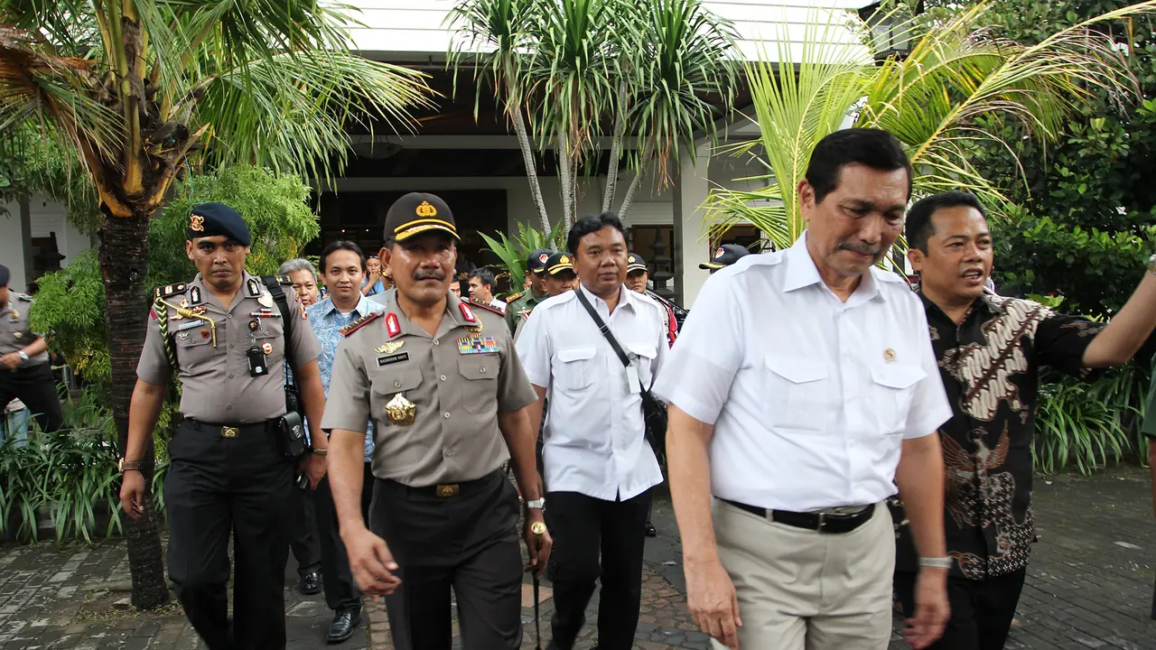 Kapolri Tinjau Persiapan Pernikahan Gibran-Selvi di Solo