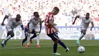 Hasil Liga Spanyol: VAR Picu Penalti dan Kartu Merah Huijsen, Atletico Tundukkan Real Madrid