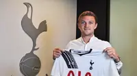 Tottenham Dapatkan Bek Klub Degradasi 