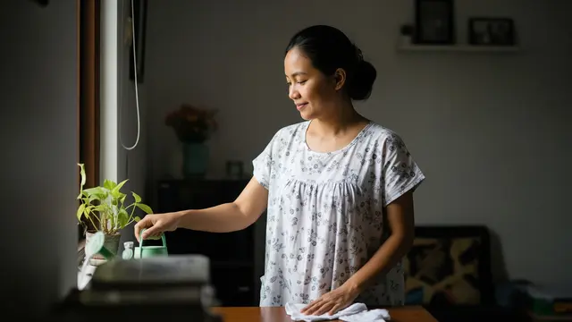 Model Daster Kaos Motif Bunga Simpel Tidak Norak