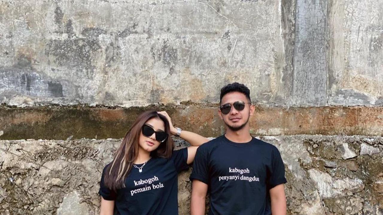 Berpacaran, Ini 6 Potret Mesra Ghea Youbi dan Gian Zola Bintang Muda Persib