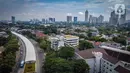 Foto udara suasana gedung bertingkat di kawasan Sudirman, Jakarta, Rabu (8/4/2020). Jakarta sempat menjadi kota paling berpolusi di dunia pada 29 September 2019 lalu, namun Rabu (8/4) siang ini, kualitas udara kota Jakarta membaik.  (Liputan6.com/Faizal Fanani)