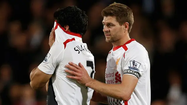 Steven Gerrard dan Luis Suarez