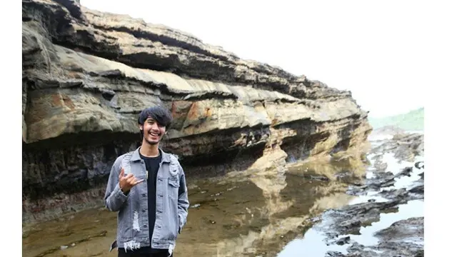 Ingat Somat di Eneng dan Kaos Kaki Ajaib? Ini 6 Potretnya Jadi Videographer