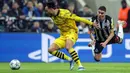 Dortmund sukses mengalahkan Newcastle dengan skor 1-0 pada laga matchday ketiga Liga Champions 2023/2024. (AP Photo/Scott Heppell)