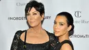 Waaah sepertinya Kim Kardashian benar-benar menginginkan hidup seperti sang ibu, Kris Jenner, dengan banyak anak, ya! (Mum's Lounge)