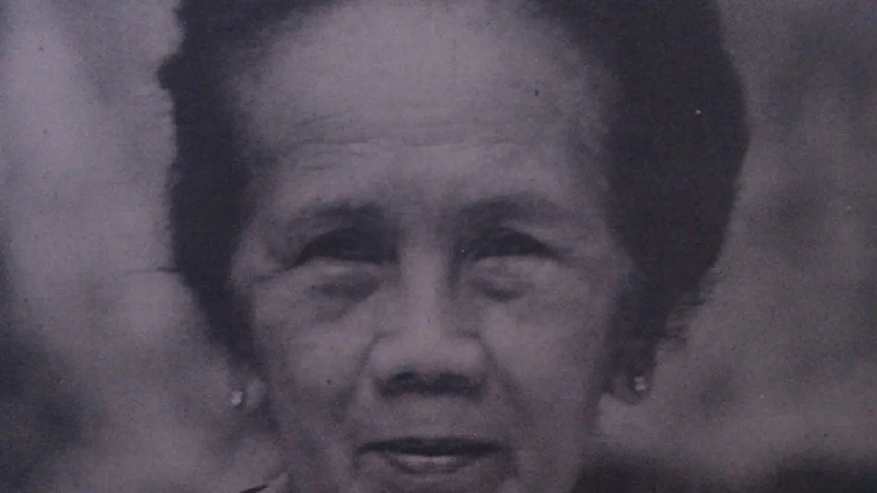 Dolly Salim