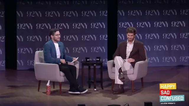 Andrew Garfield dan Josh Horowitz di Podcast "Happy Sad Confused" (YouTube/Josh Horowitz)