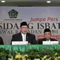 Menteri Agama Lukman Hakim Saiffudin didampingi Ketua Komisi VIII DPR RI Ali Taher, Perwakilan MUI Abdullah Jaidi, dan Dirjen Bimas Islam Muhammadiyah Amin saat memberi keterangan hasil Sidang Isbat, Jakarta, Selasa (15/5). (Merdeka.com/Iqbal Nugroho)