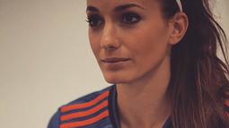 Kosse yang kini berusia 26 tahun sudah mencatatkan penampilan sebanyak 80 kali bersama timnas Swedia dengan torehan gol sebanyak 21 kali. (Bola.com/Instagram/asllani9)