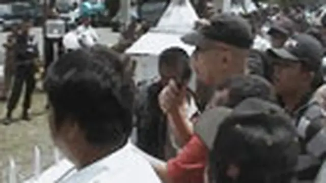 Masyarakat Sipirok Demo Bupati Tapanuli Selatan