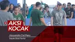 Berita video aksi kocak Alessandro Del Piero saat bermain sepak bola pantai dalam rangkaian acara UEFA Champions League Trophy Tour presented by Heineken di Bali, Minggu (17/3/2019)