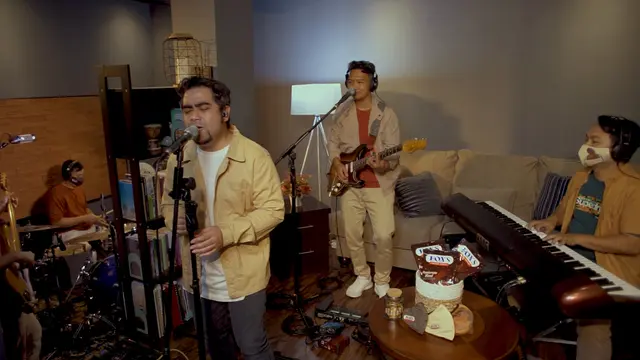 Abdul & The Coffee Theory